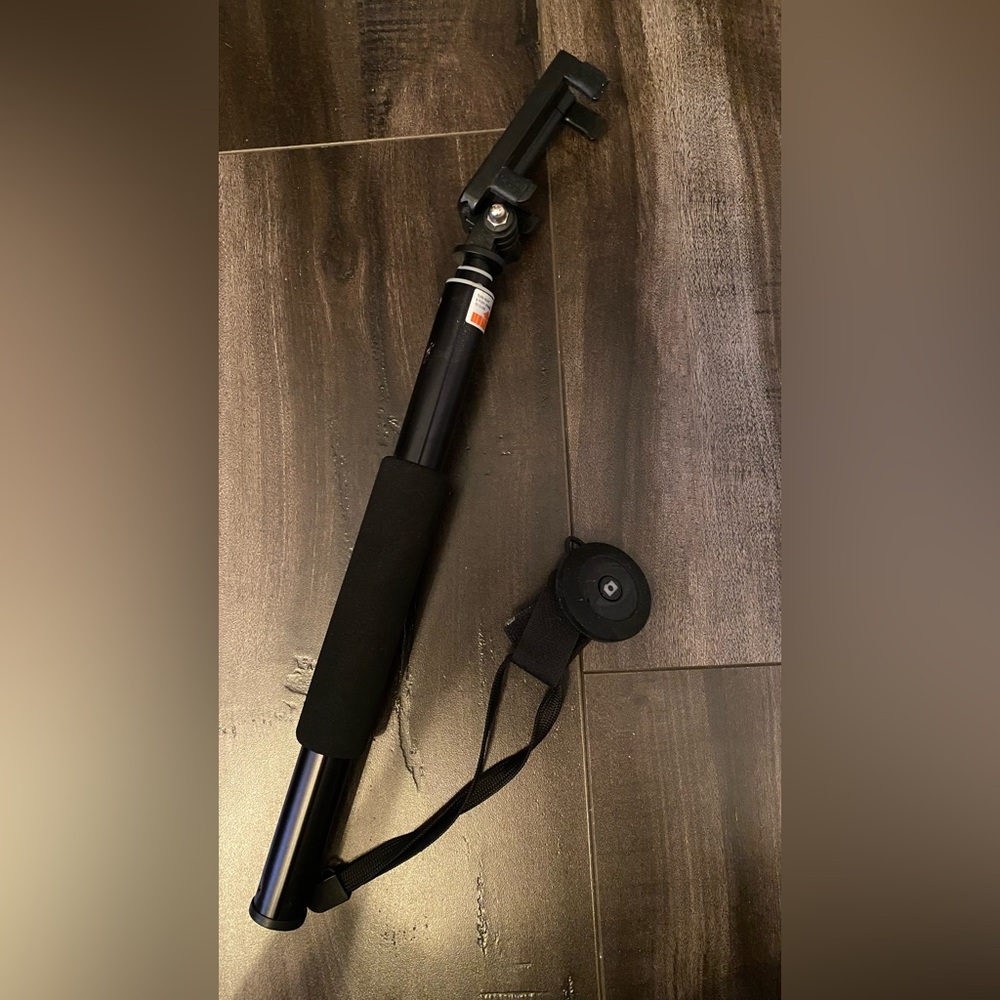 Bluetooth Selfie Stick